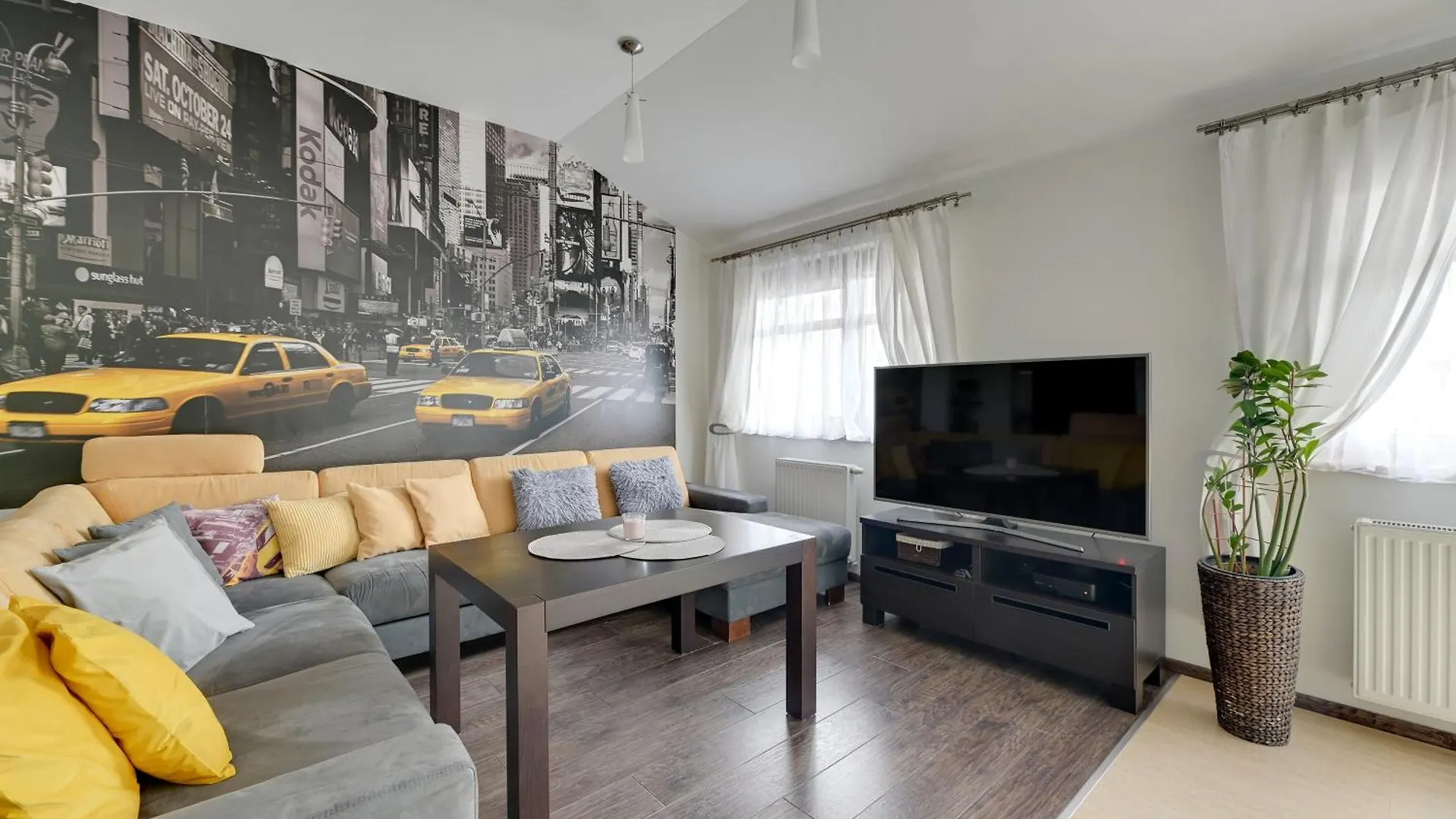 Grand Apartments - Exclusive Beach Apartment 格但斯克